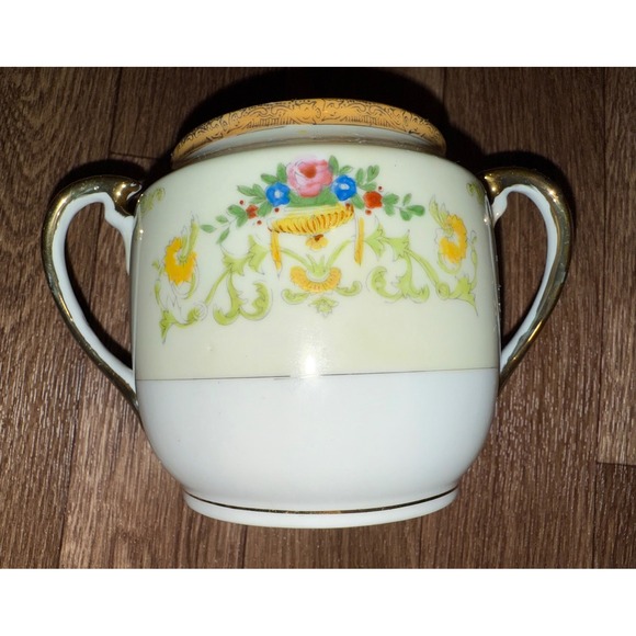 Vintage Cream Floral Sugar Bowl with Lid and Creamer Set Made‎ in Japan - Picture 3 of 15